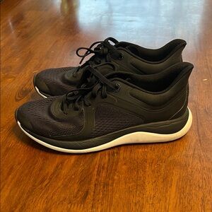 Lululemon Black Chargefeels